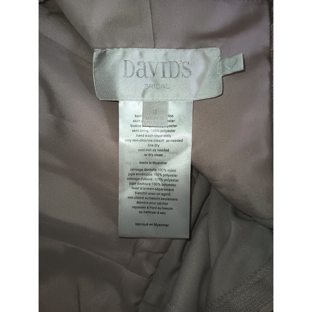 Women's David’s Bridal Champagne Lace Sequin Pleated Gown Size 8 W012D - Picture 9 of 10